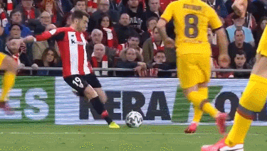 意媒：孔蒂明天回归那不勒斯，要求冬窗实质性引援以重振球队