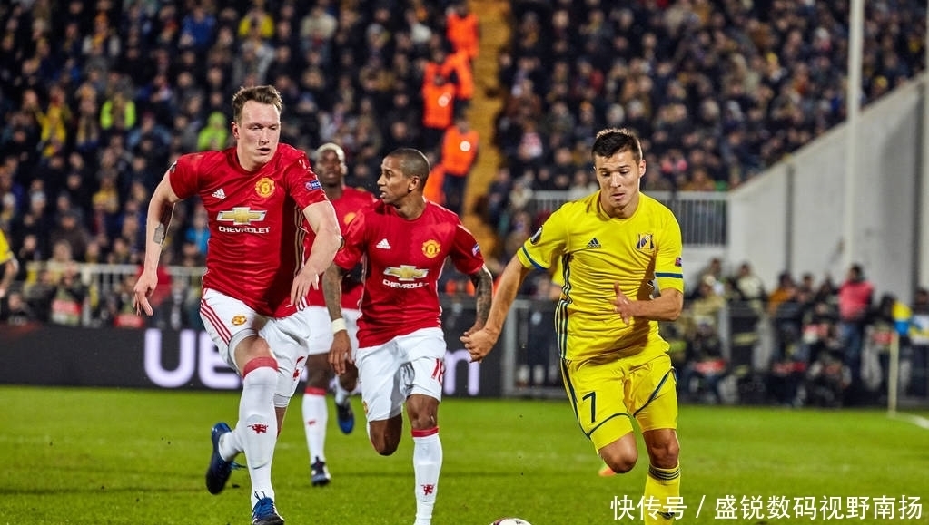 他特别强调 他特别强调